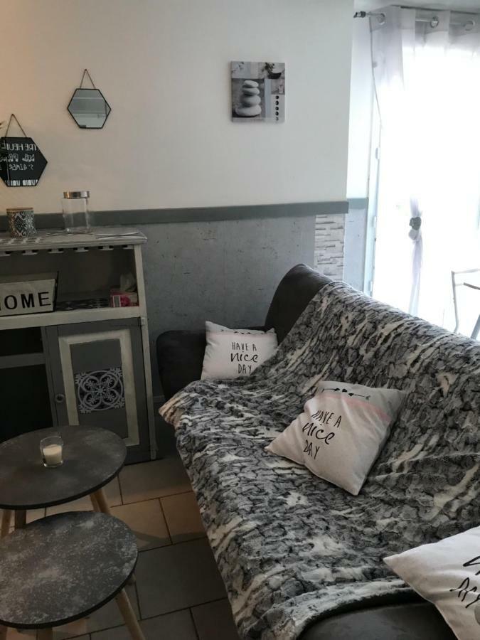 Joli Studio Au Coeur De Verdun Kültér fotó